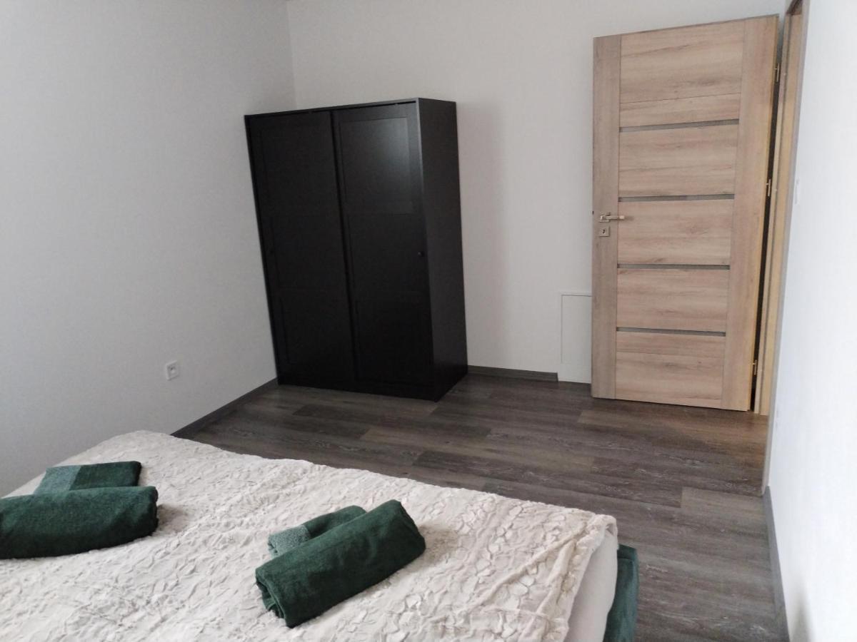 Apartman Pri Parku Solcany Exterior foto